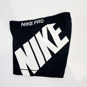 Nike pro compression black graphic shorts size small